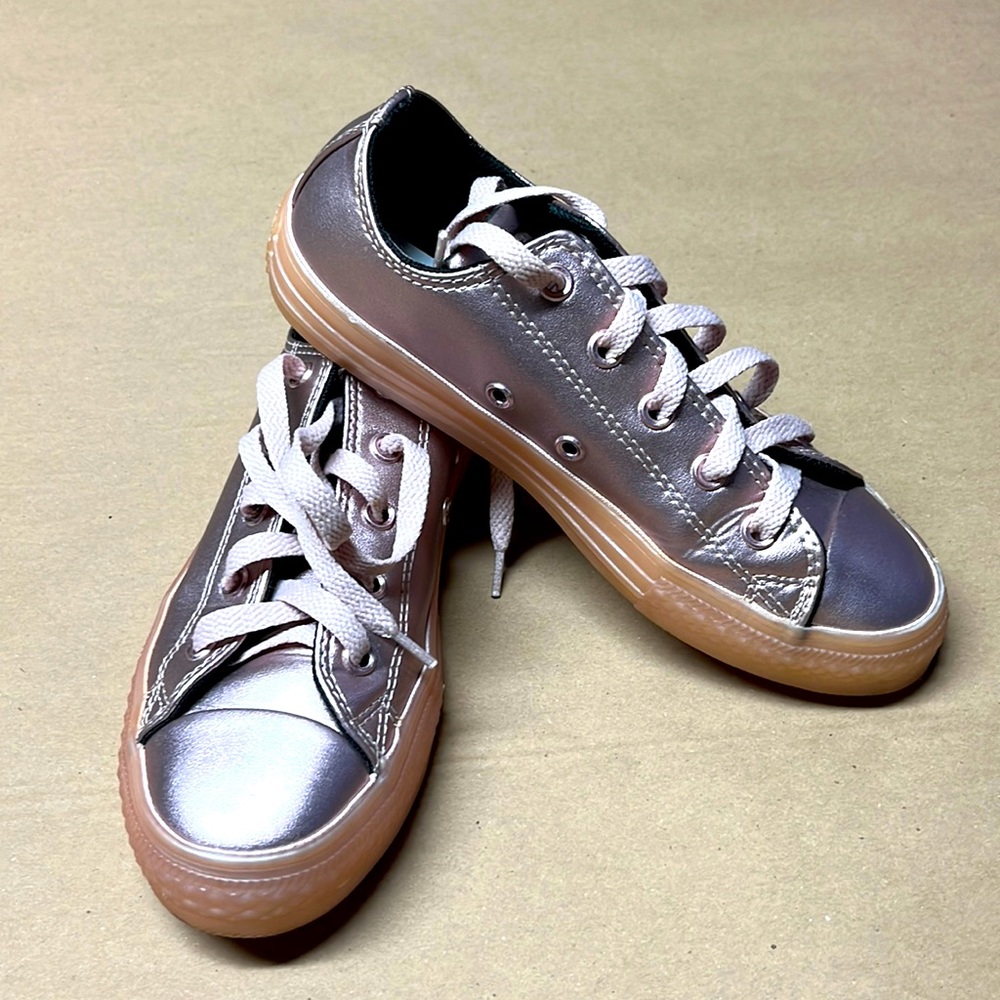 Converse Women size 2
